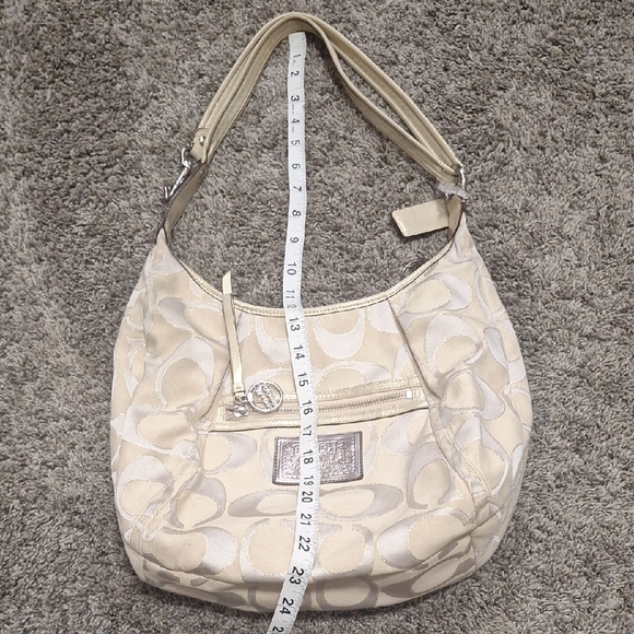 Coach Poppy Cream Shoulder Hobo Bag with Cloth Signature Monogram Leather Strap - Picture 11 of 12